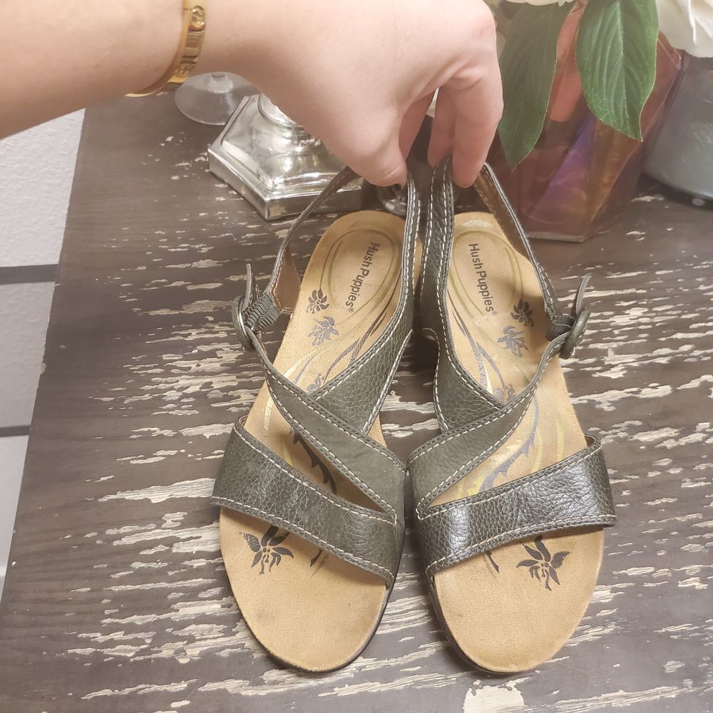Hush Puppies Alight Sandal Sz. 6